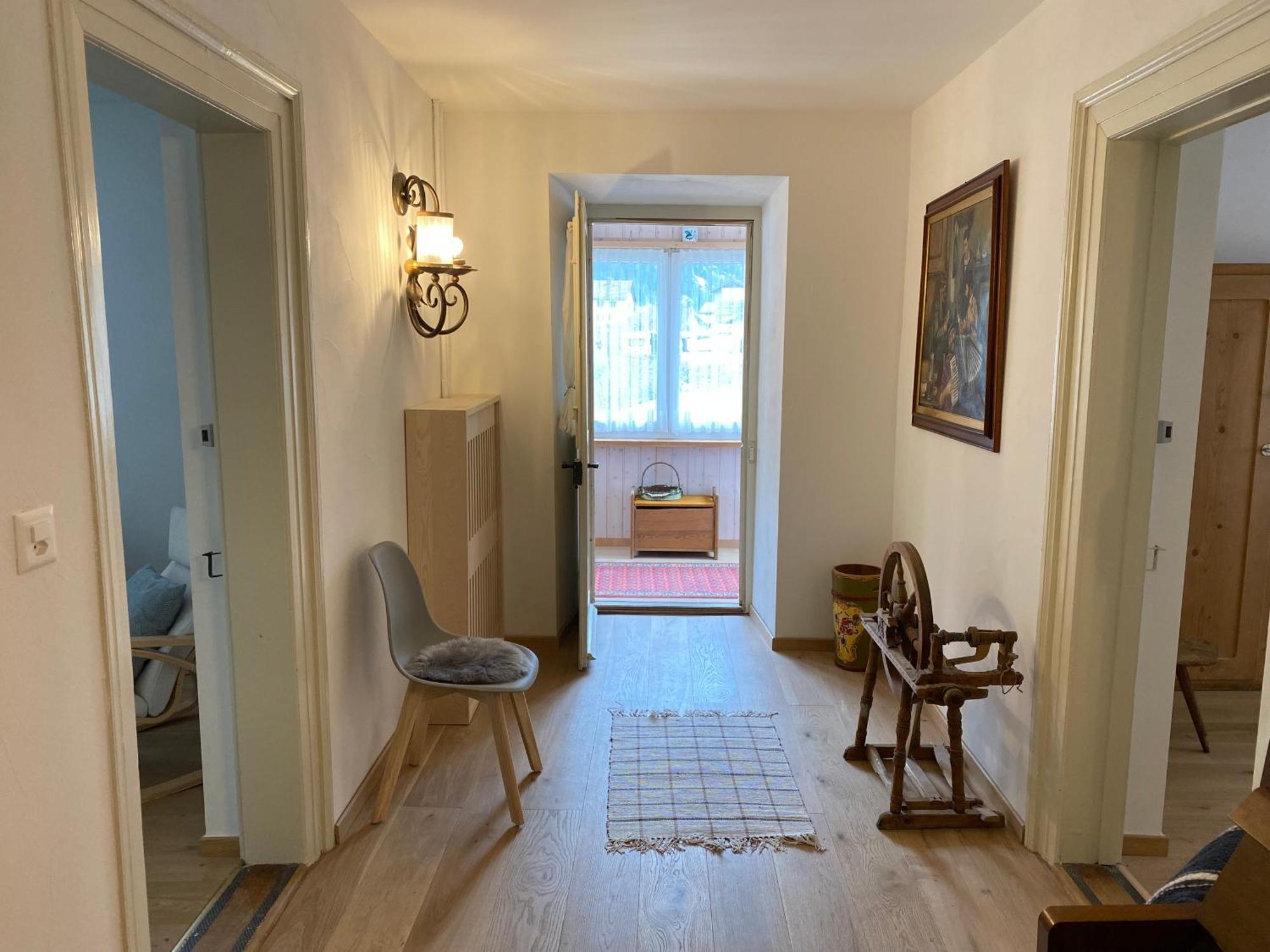 Haus La Punt, Savognin Apartment Rona Phòng bức ảnh